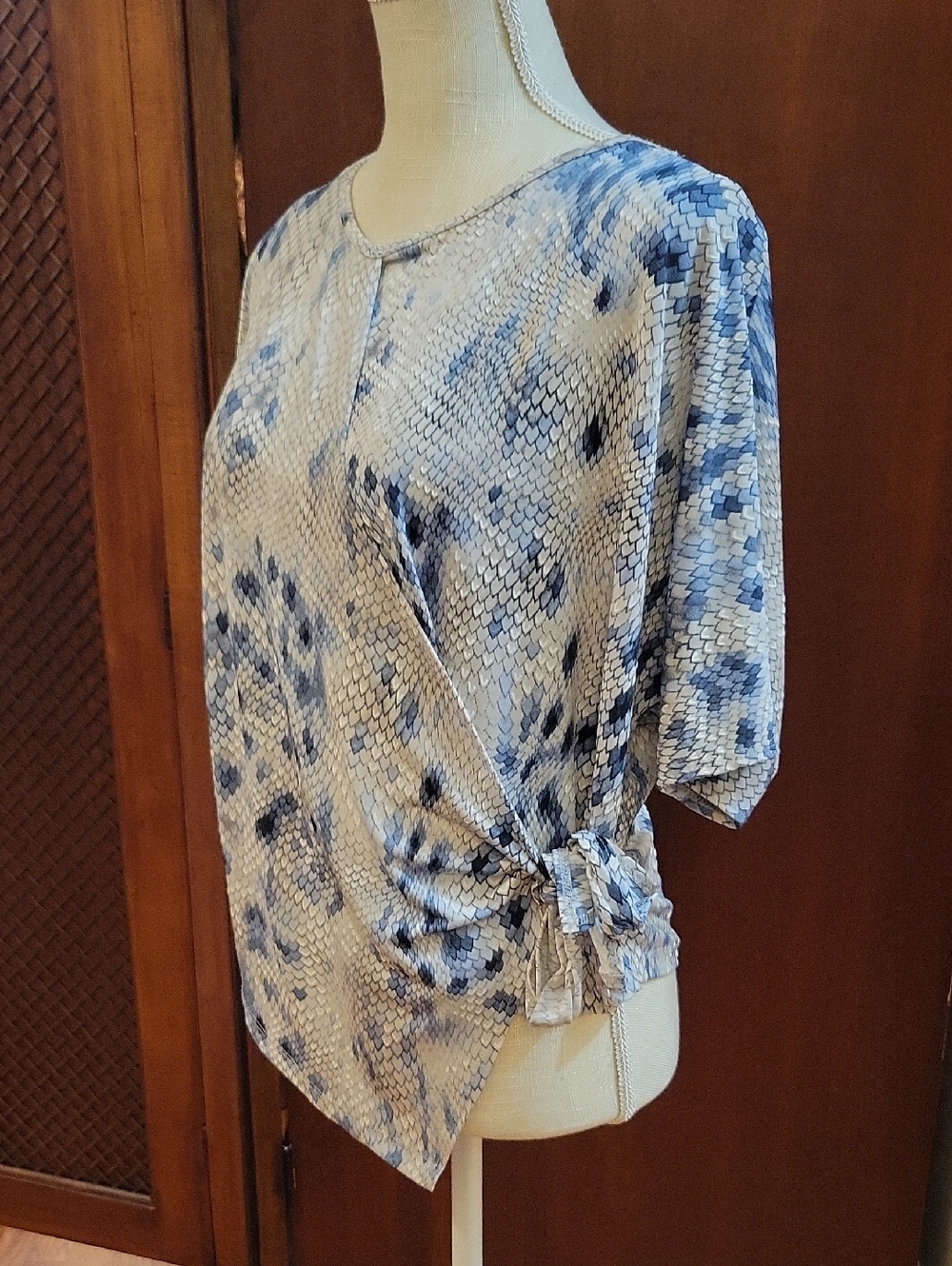 Clara Sun Woo | Textured Side Tie Wrap Top in Blue Python Print - Size S - Picture 2 of 11